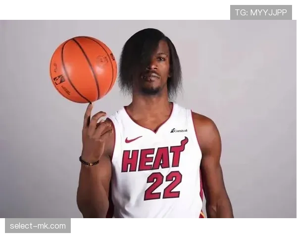 巴特勒突破创造投篮机会提升效率，超越队友无球得分能力