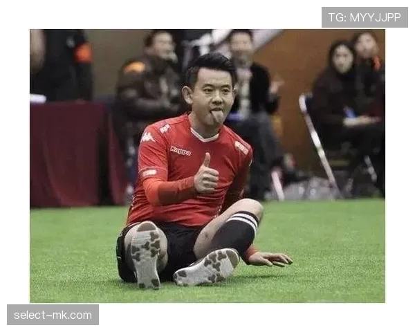 铲球犯规判定：触球先后、腿部高度与危险动作标准